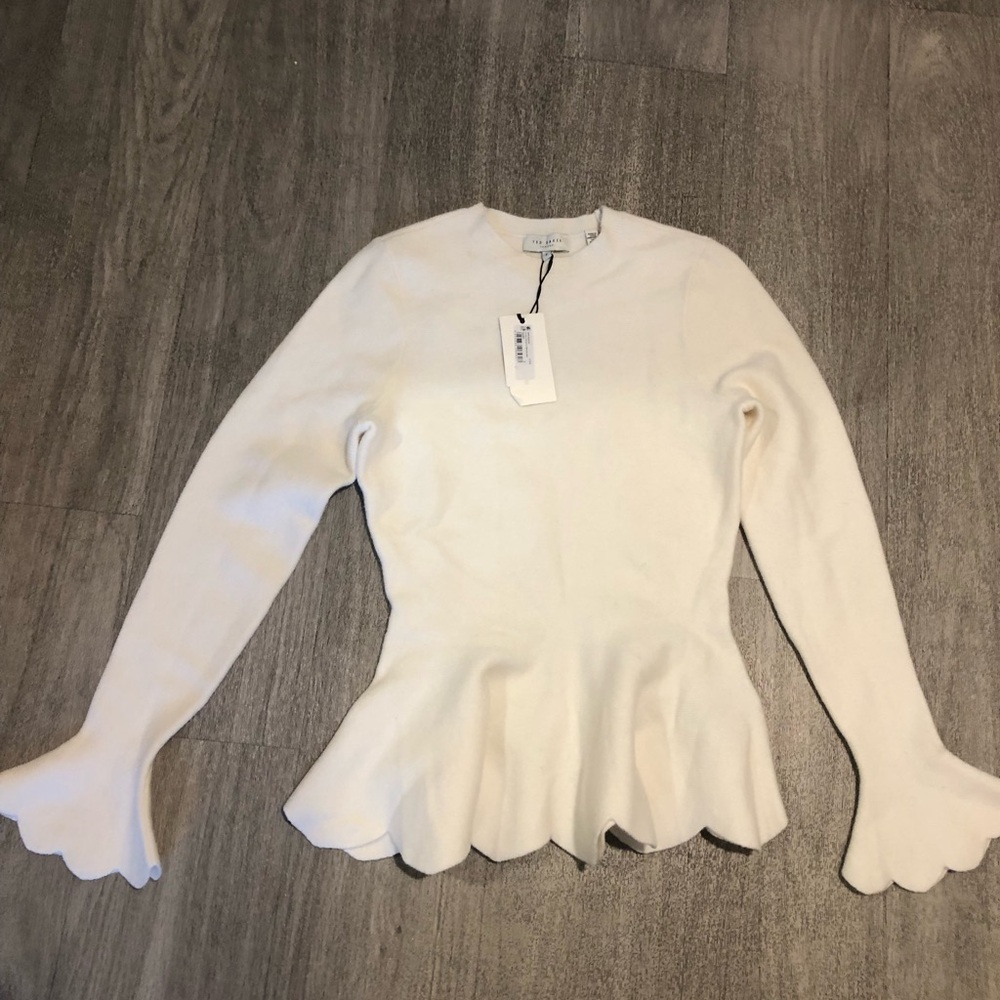 Ted Baker Fitted Lillyyy Knit Sweater Crew Neck Peplum Ivory Sz 2 (US 6) new - Picture 3 of 7